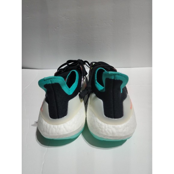 New Men\'s Adidas Ultraboost 22 Running Sneaker Black Mint Rush GX5497 Size 13 main image 9